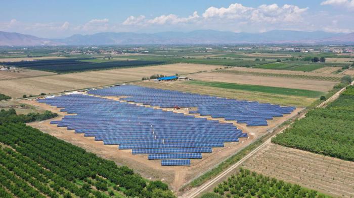 Η HELIOSRES ολοκλήρωσε την εγκατάσταση Φωτοβολταϊκού πάρκου ισχύος 3,2 MW